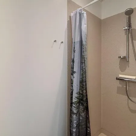 Apartamento 2 Bedroom Cozy In