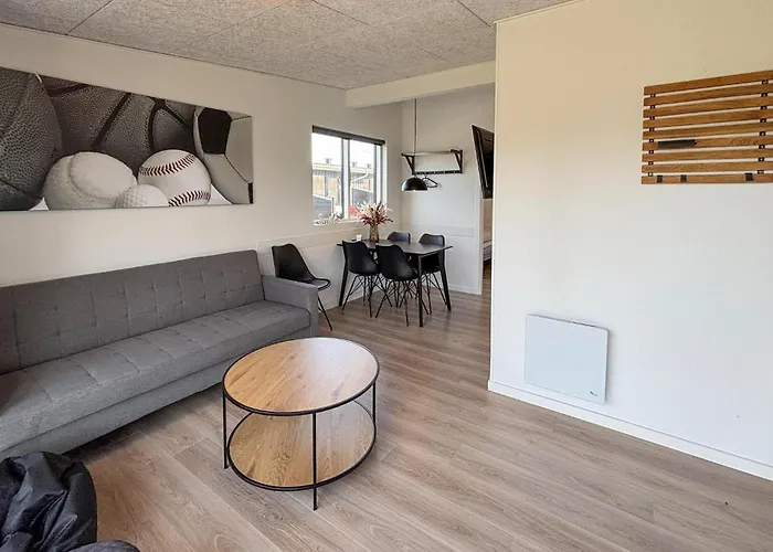 Apartamento 2 Bedroom Cozy In